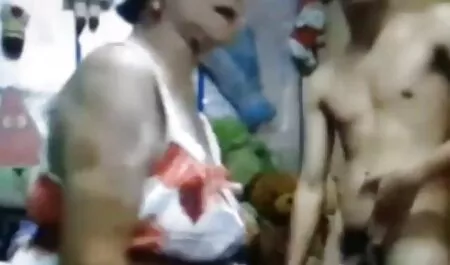 زیبایی به بیرون سکس برادر با خواهر رفتن برای روز طولانی ، و به بدن مرد