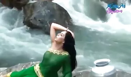 عوامل شلیک جوانان زنان شیک در بازیگران. سکس خواهر با برادر
